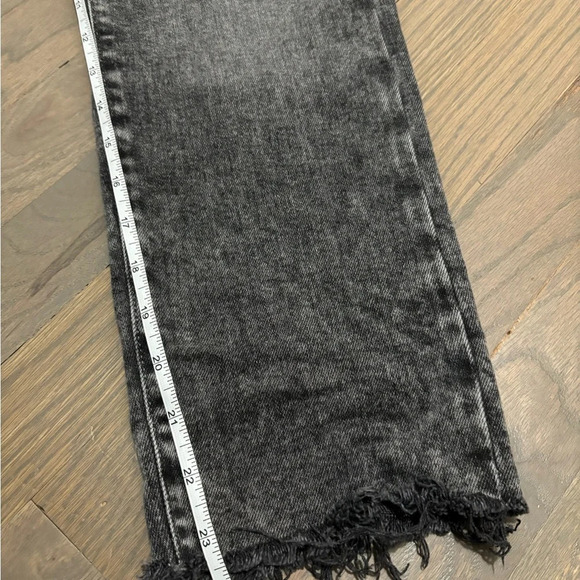 7 For All Mankind Grey Wash Jeans Luxe Vintage. 26 - Picture 9 of 9